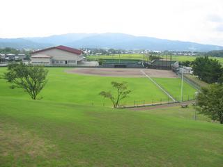 宝達志水多目的グラウンド