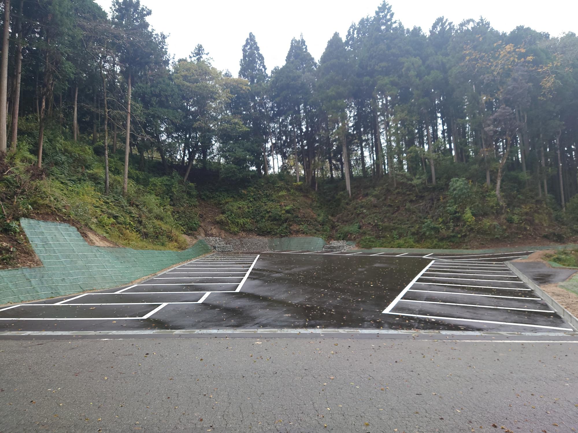 こぶしの路第2駐車場